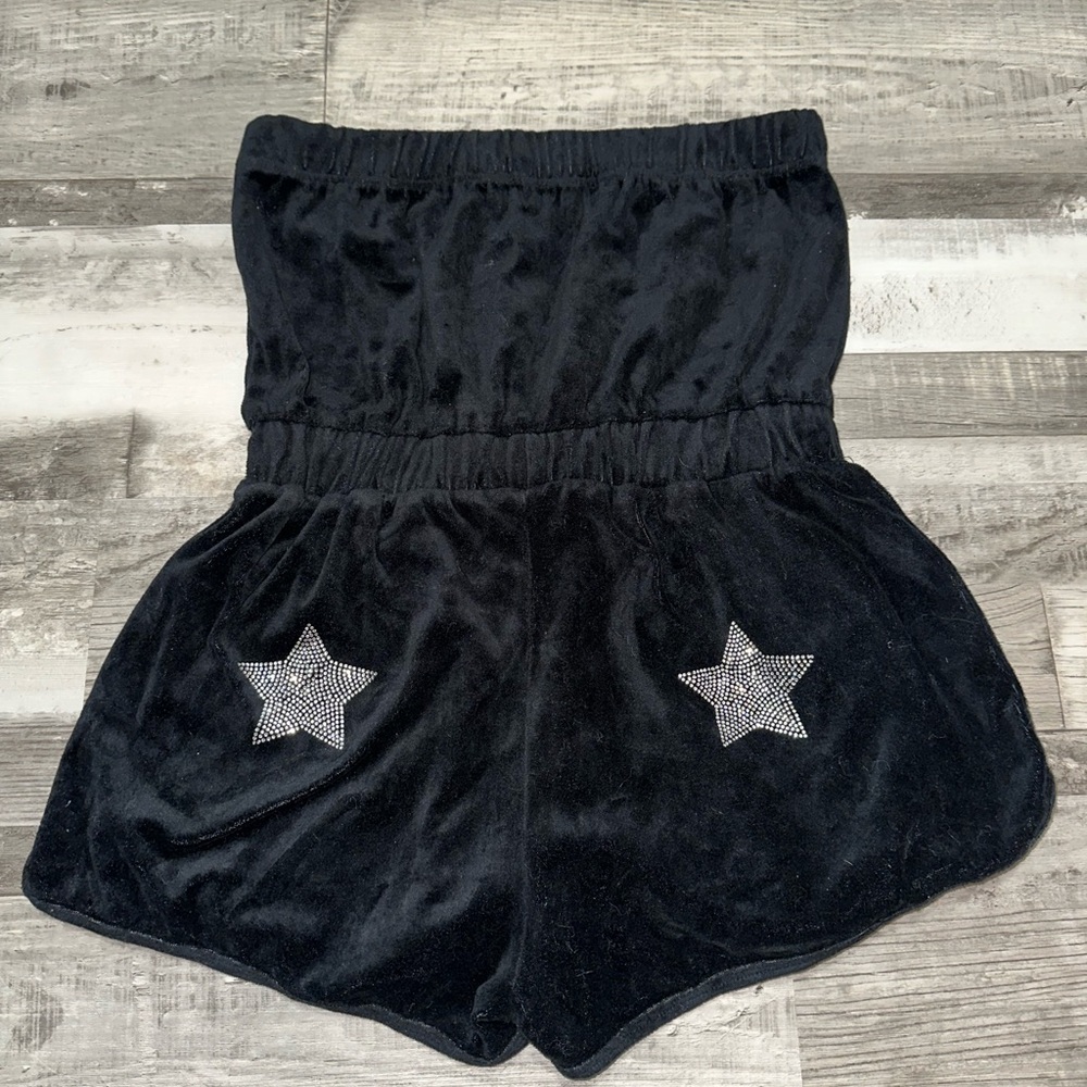 Super Cute velvet Strapless Romper - Picture 2 of 4